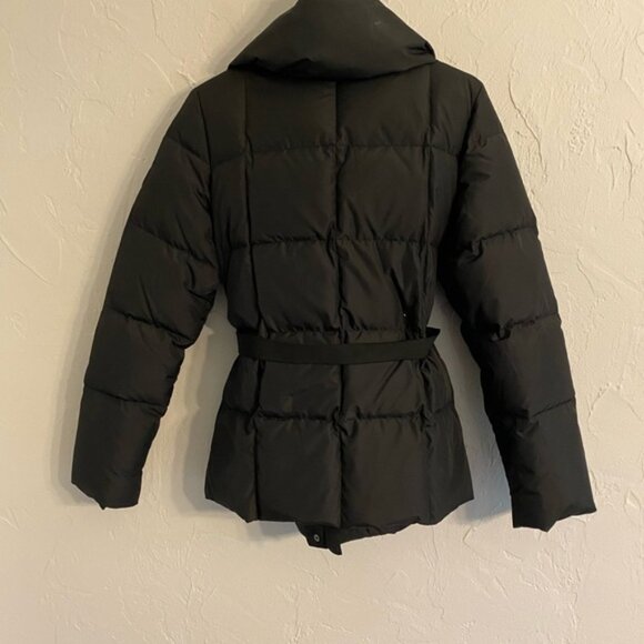 Lacoste puffer jacket - Picture 4 of 6